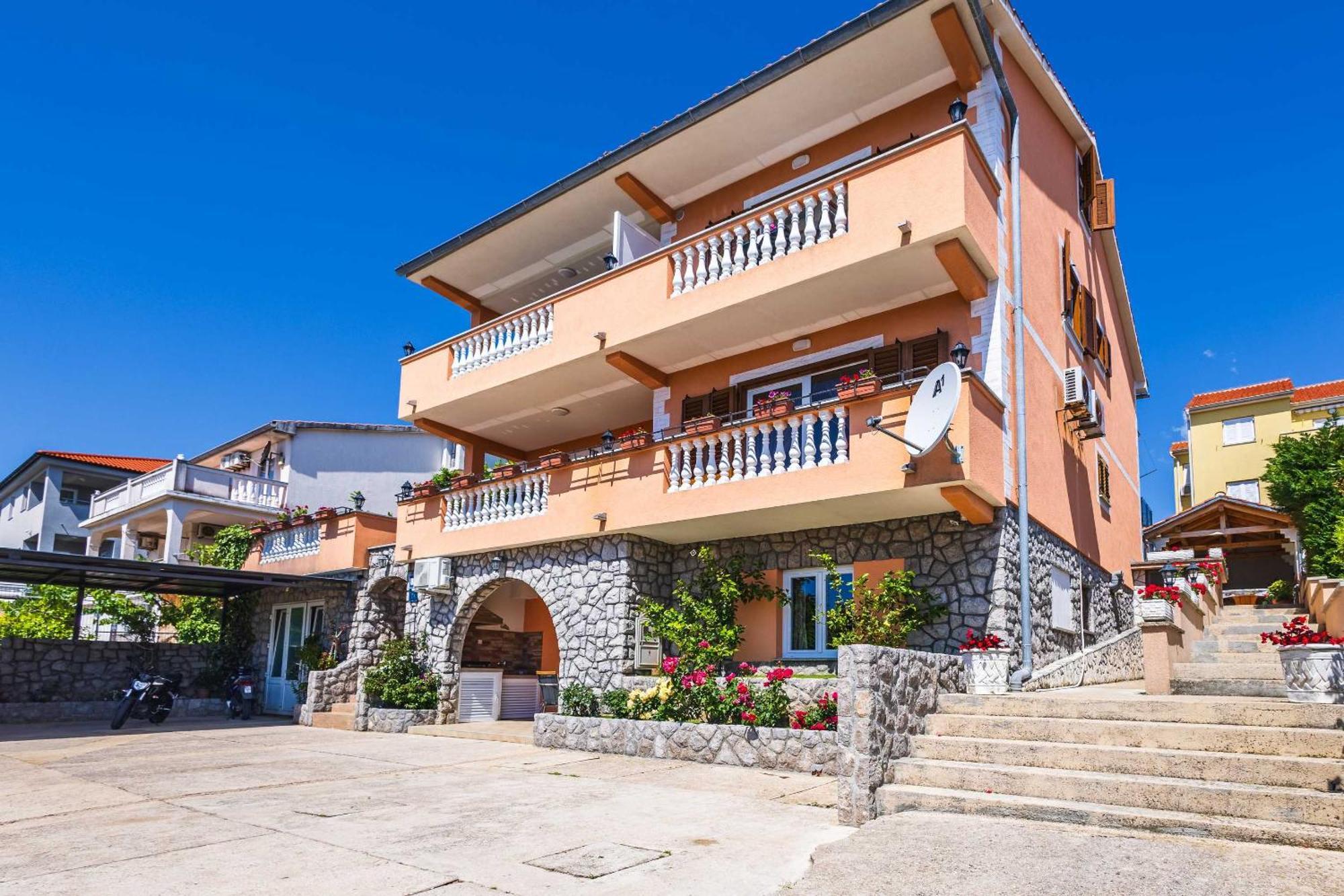 Apartments Rose Čižići Esterno foto